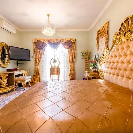 Villa Luxury 4 Bedroom In Prime Location Limassol