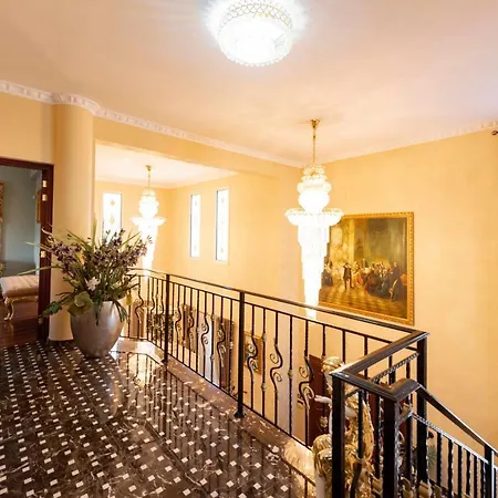 Luxury 4 Bedroom In Prime Location Βίλα Λεμεσός