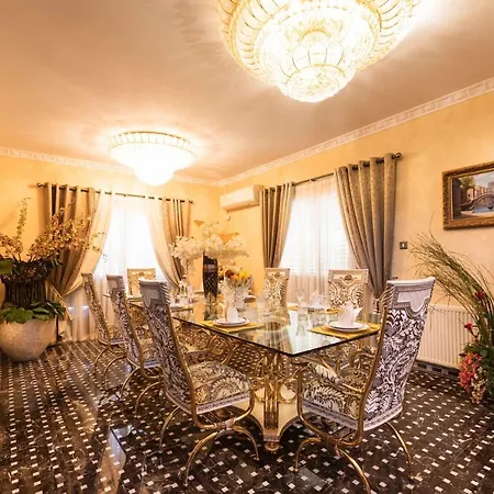 Вилла Luxury 4 Bedroom In Prime Location *
