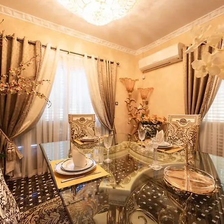 Luxury 4 Bedroom In Prime Location Вилла *